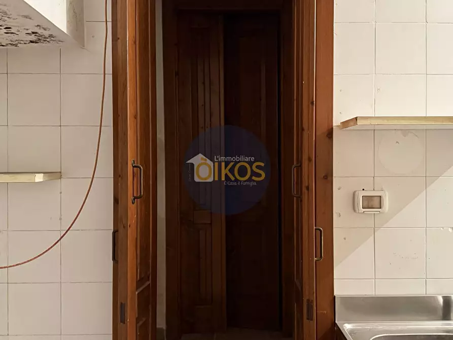 Immagine 46 di Locale commerciale in vendita  in Via Pompeo Sarnelli 28 a Polignano A Mare