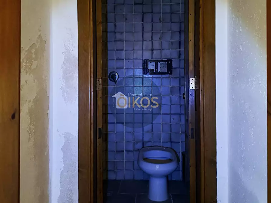 Immagine 47 di Locale commerciale in vendita  in Via Pompeo Sarnelli 28 a Polignano A Mare