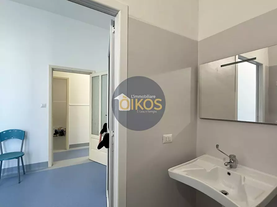 Immagine 8 di Casa indipendente in vendita  in via tobruk 2/4 a Fasano