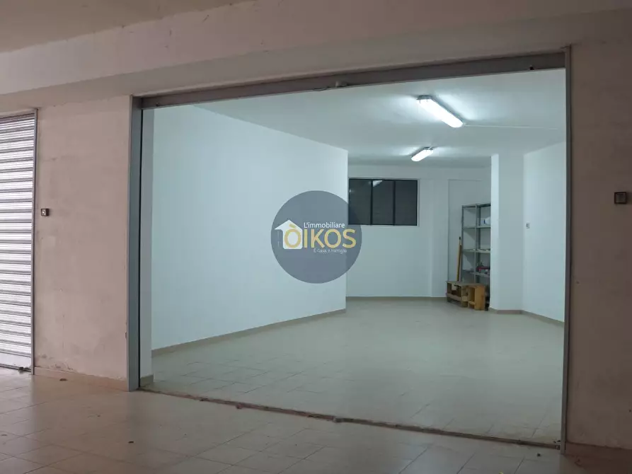 Immagine 11 di Box auto in vendita  in via amleto pesce 18/A a Monopoli