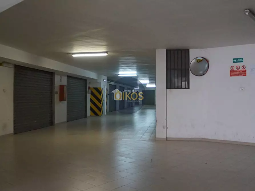 Immagine 13 di Box auto in vendita  in via amleto pesce 18/A a Monopoli