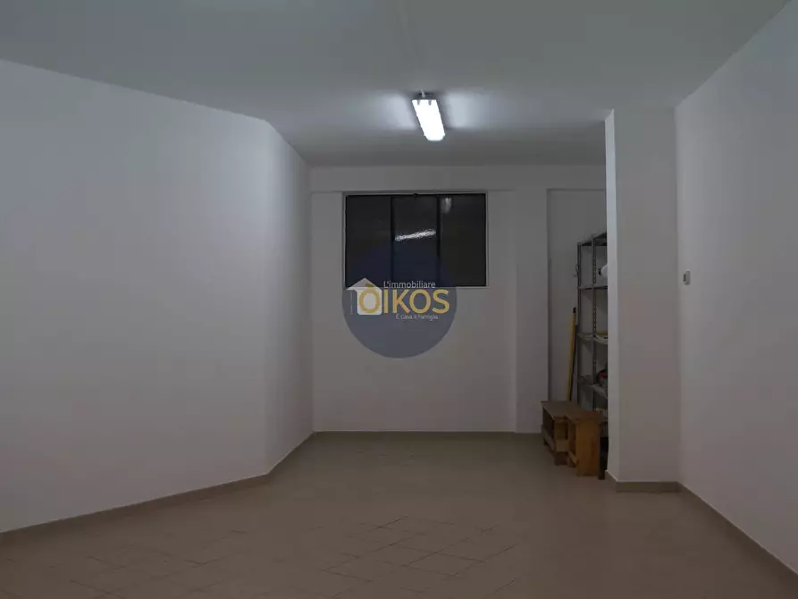 Immagine 15 di Box auto in vendita  in via amleto pesce 18/A a Monopoli