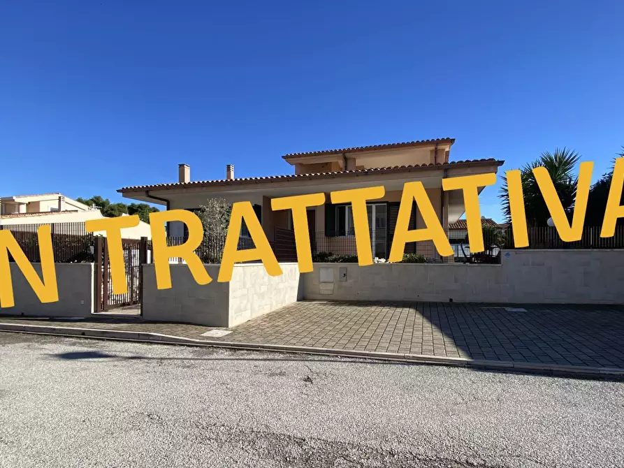 Immagine 1 di Villetta a schiera in vendita  in Via Vittorio Veneto 144 a Monopoli