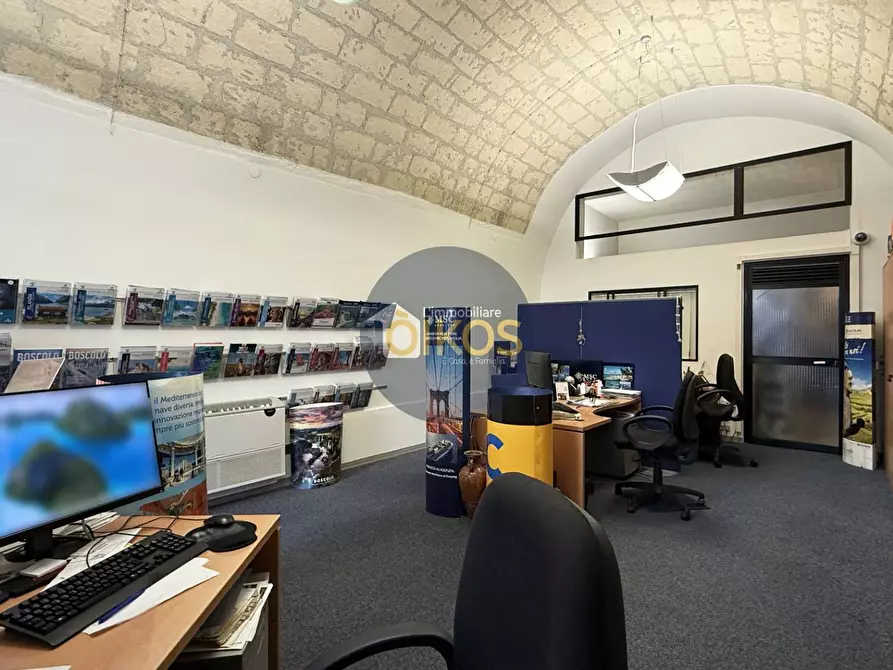 Immagine 7 di Locale commerciale in vendita  in Via caduti di Tutte le Guerre 13 a Acquaviva Delle Fonti