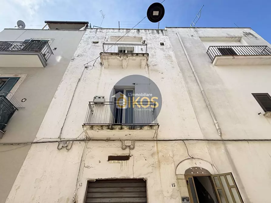 Immagine 1 di Casa indipendente in vendita  in Via dell' unità 15 a Castellana Grotte