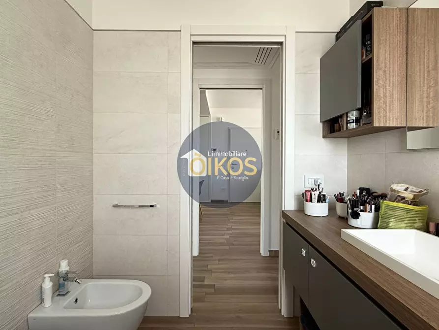 Immagine 34 di Appartamento in vendita  in Via Giuseppe Prezzolini a Adelfia