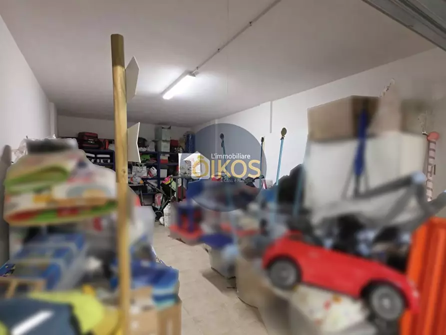 Immagine 44 di Appartamento in vendita  in Via Giuseppe Prezzolini a Adelfia