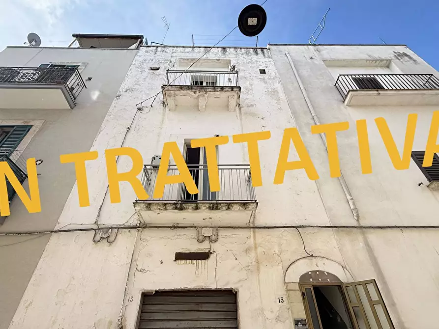 Immagine 1 di Casa indipendente in vendita  in Via dell' unità 15 a Castellana Grotte