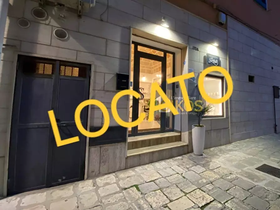 Immagine 1 di Locale commerciale in affitto  in Via Bixio 171/A a Monopoli