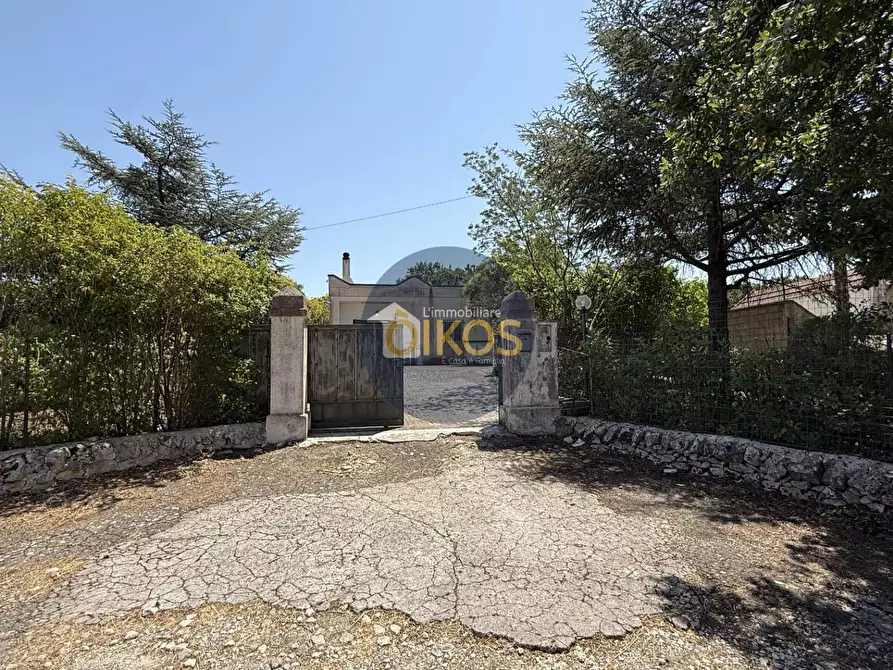 Immagine 2 di Casa indipendente in vendita  in C.da Monte Cavaliere snc a Martina Franca