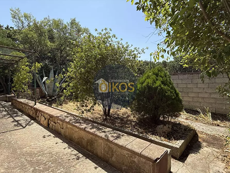 Immagine 39 di Casa indipendente in vendita  in C.da Monte Cavaliere snc a Martina Franca