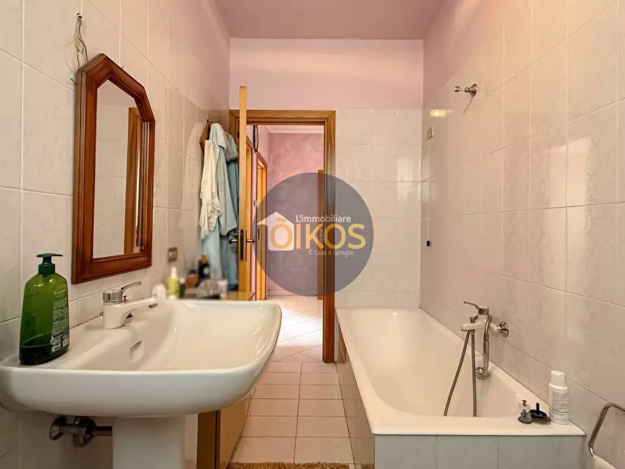 Immagine 73 di Appartamento in vendita  in Via Vecchia S. Antonio 32-34-35 a Monopoli