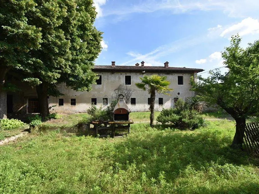 Immagine 37 di Locale commerciale in vendita  in TICINO a Cameri