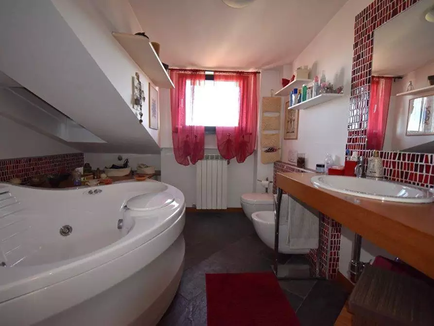 Immagine 16 di Appartamento in vendita  in via Mantova 30 a Canegrate