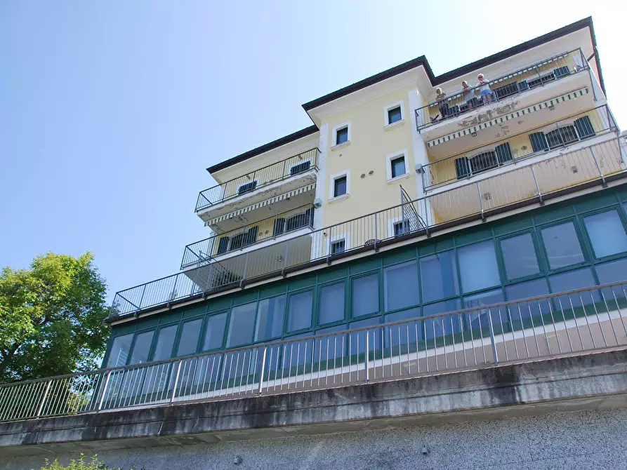 Immagine 51 di Appartamento in vendita  in VIA GERMIGNAGA 1 a Agra