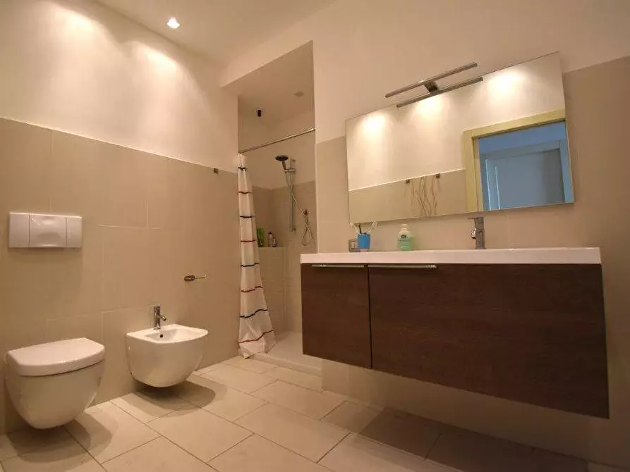 Immagine 44 di Appartamento in vendita  in VIA GERMIGNAGA 1 a Agra