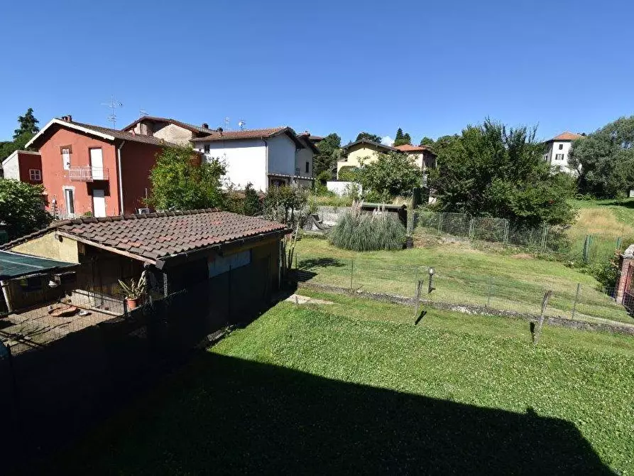 Immagine 31 di Casa semindipendente in vendita  in VIA MARINO 9 a Laveno-Mombello