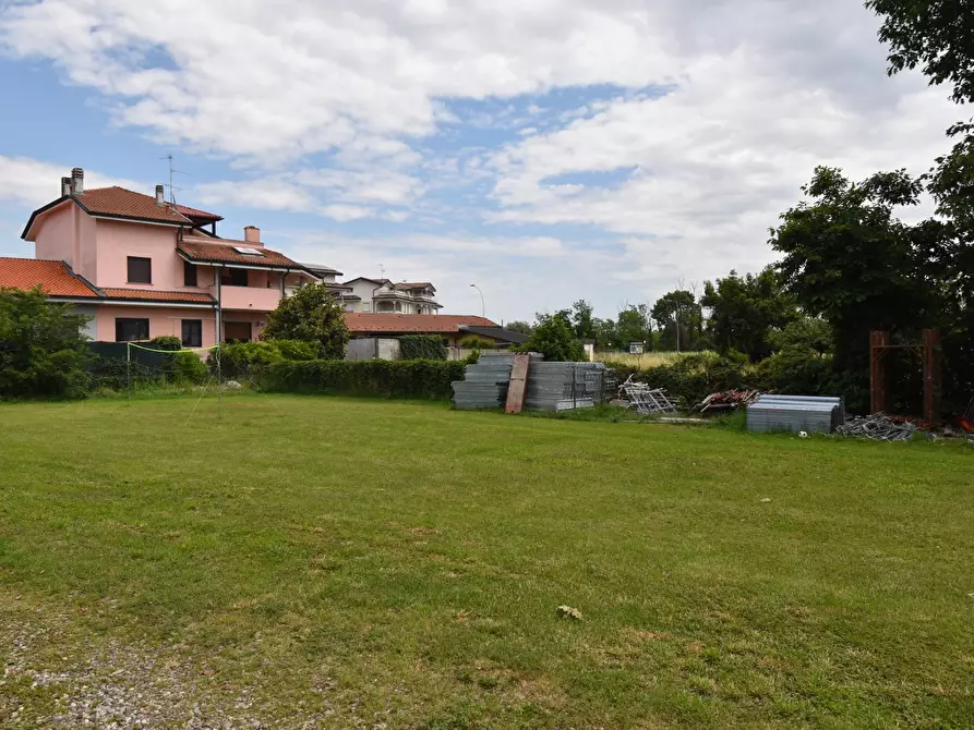 Immagine 22 di Terreno residenziale in vendita  in via Magenta a San Vittore Olona