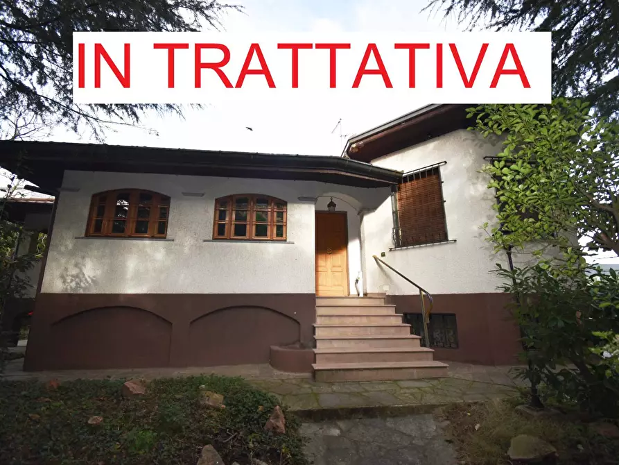 Immagine 1 di Villa in vendita  in via per san Giorgio 98 a Legnano