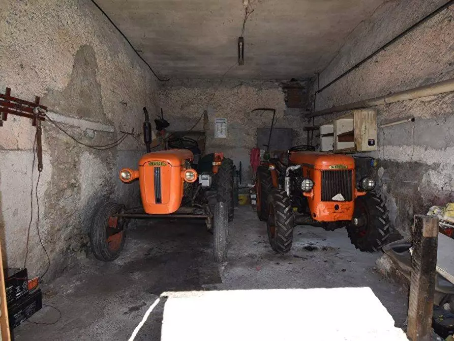 Immagine 40 di Appartamento in vendita  in VIA MARINO 9 a Laveno-Mombello