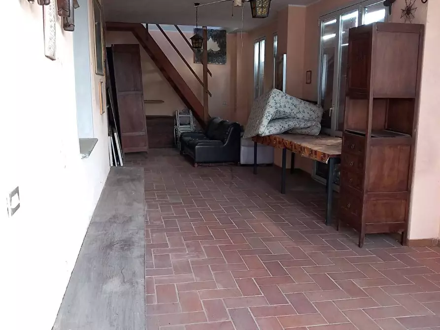 Immagine 8 di Casa semindipendente in vendita  in VIA VERDI 1 a Cadrezzate Con Osmate