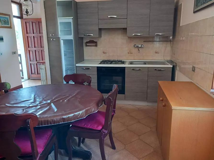 Immagine 23 di Casa semindipendente in vendita  in VIA VERDI 1 a Cadrezzate Con Osmate