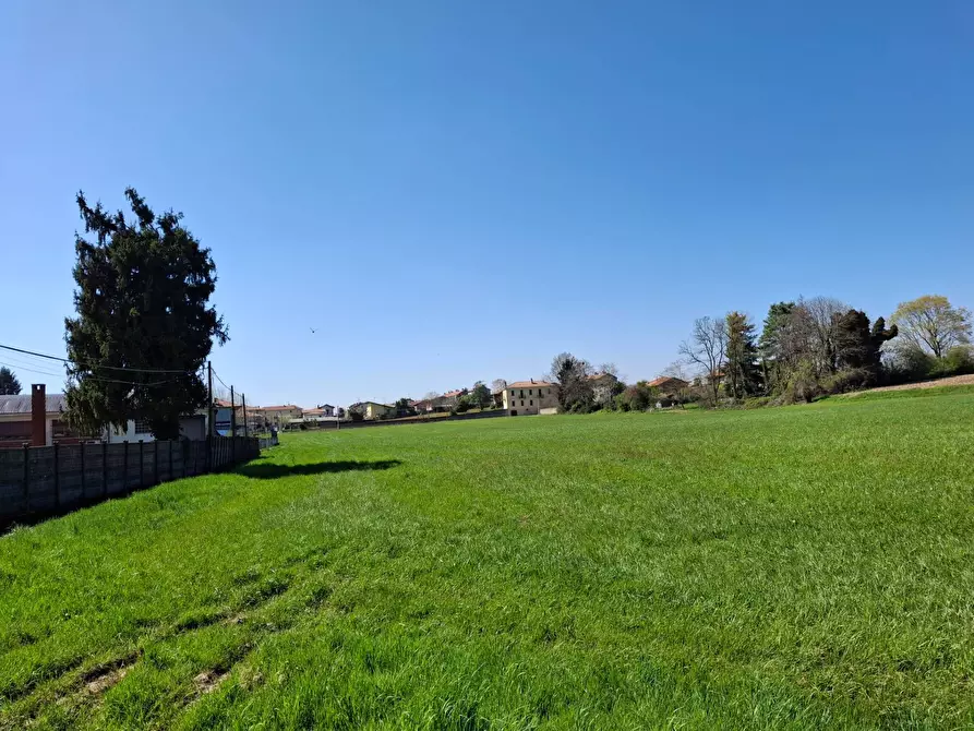 Immagine 4 di Terreno residenziale in vendita  in VIA LEOPARDI a Agrate Conturbia
