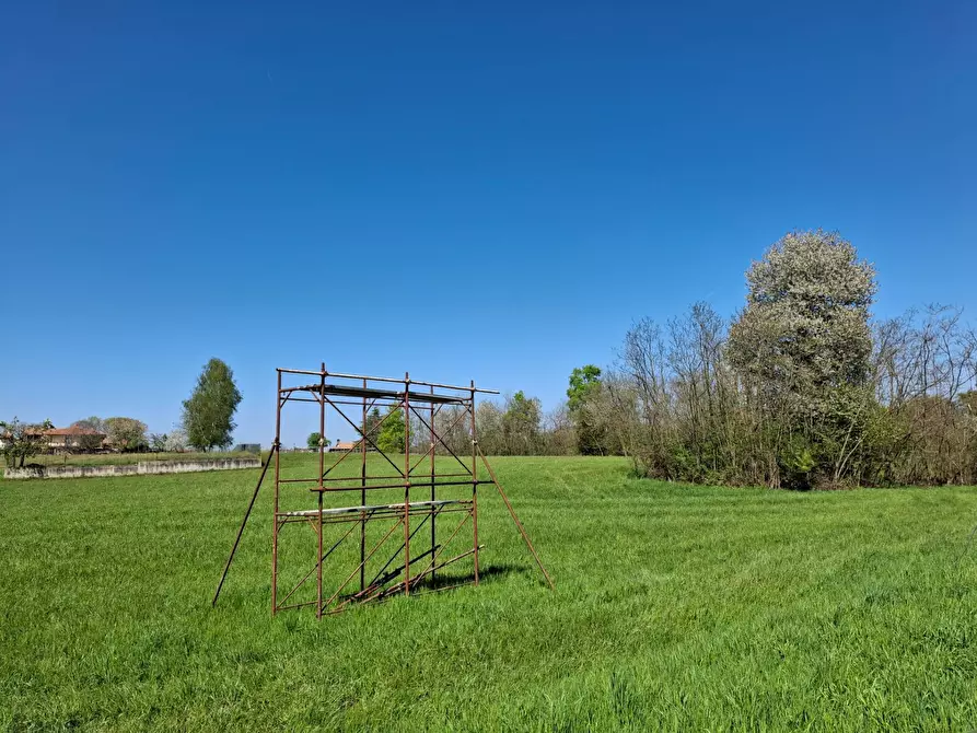 Immagine 6 di Terreno residenziale in vendita  in VIA LEOPARDI a Agrate Conturbia