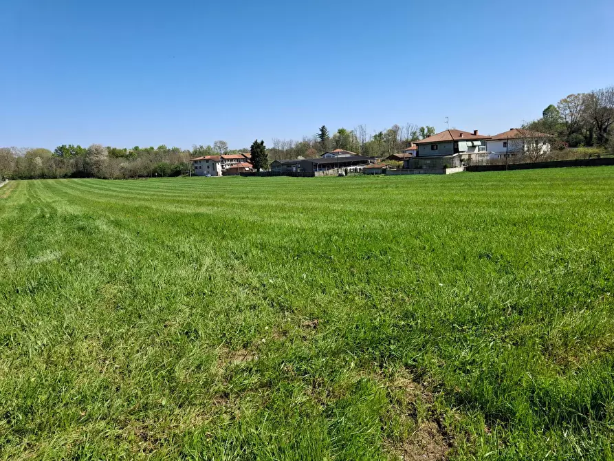 Immagine 15 di Terreno residenziale in vendita  in VIA LEOPARDI a Agrate Conturbia