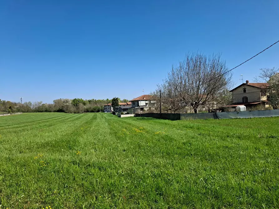 Immagine 24 di Terreno residenziale in vendita  in VIA LEOPARDI a Agrate Conturbia