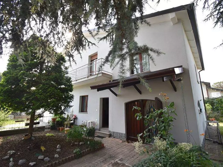 Immagine 3 di Villetta a schiera in vendita  in VIA PARMA 84 a Legnano