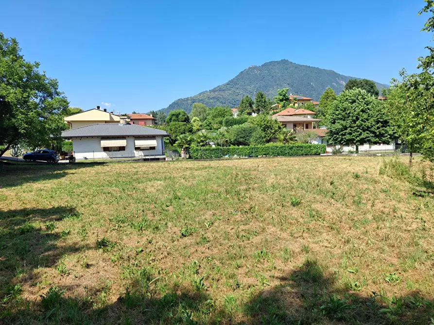 Immagine 20 di Terreno residenziale in vendita  in VIA OLIVE a Laveno-Mombello