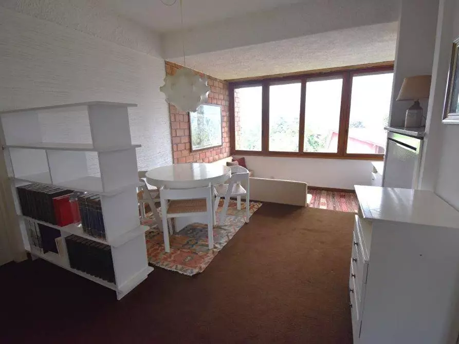 Immagine 17 di Appartamento in vendita  in via del Roccolo 42 a Laveno-Mombello