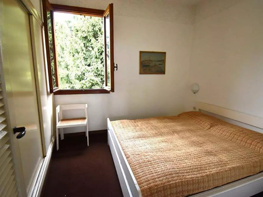 Immagine 18 di Appartamento in vendita  in via del Roccolo 42 a Laveno-Mombello