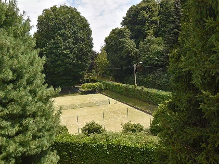 Immagine 19 di Appartamento in vendita  in via del Roccolo 42 a Laveno-Mombello