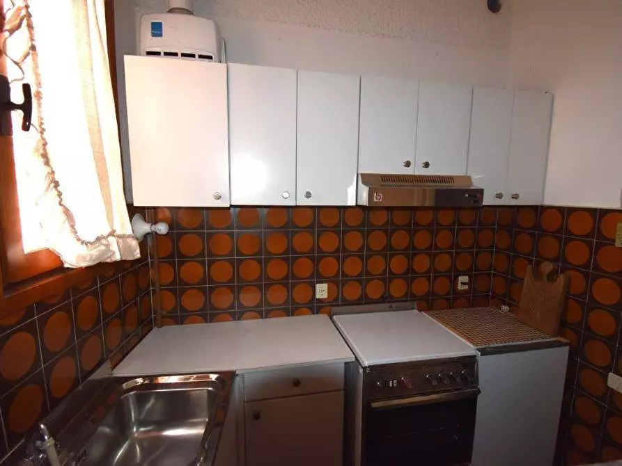 Immagine 25 di Appartamento in vendita  in via del Roccolo 42 a Laveno-Mombello