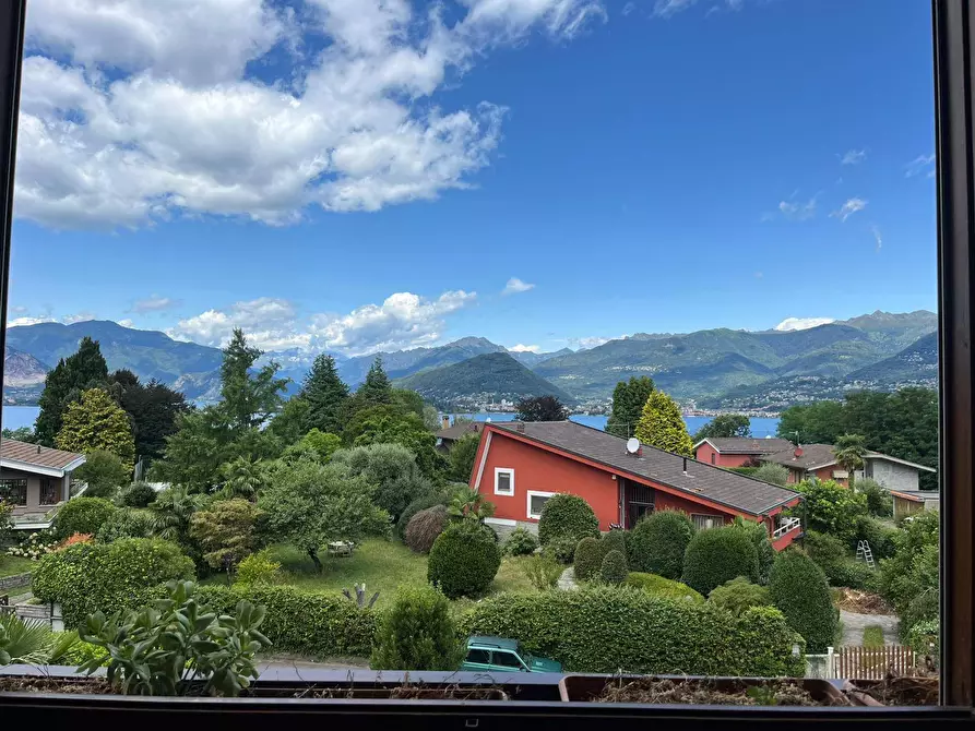 Immagine 33 di Appartamento in vendita  in via del Roccolo 42 a Laveno-Mombello