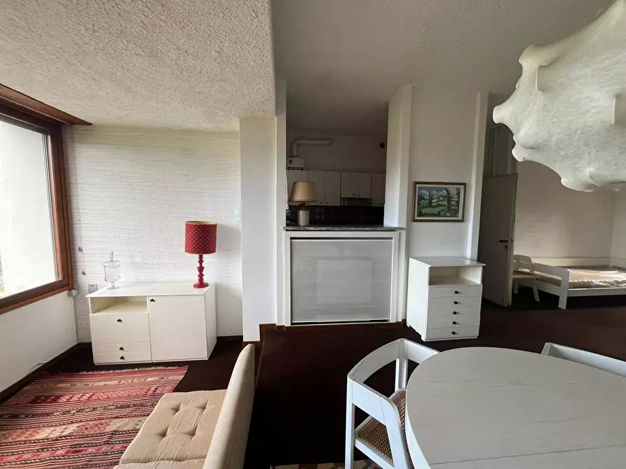 Immagine 36 di Appartamento in vendita  in via del Roccolo 42 a Laveno-Mombello