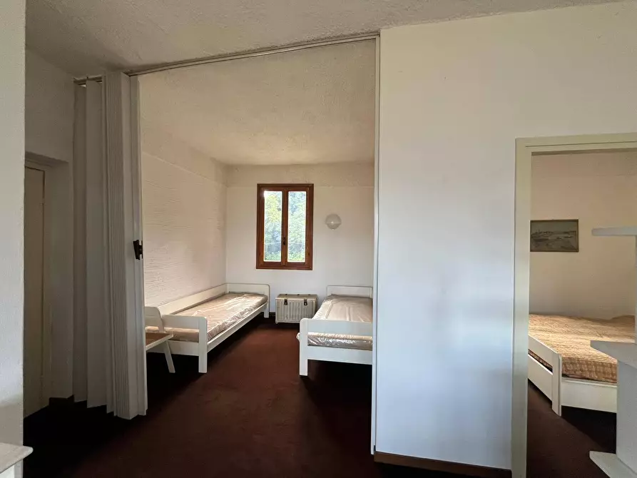 Immagine 40 di Appartamento in vendita  in via del Roccolo 42 a Laveno-Mombello