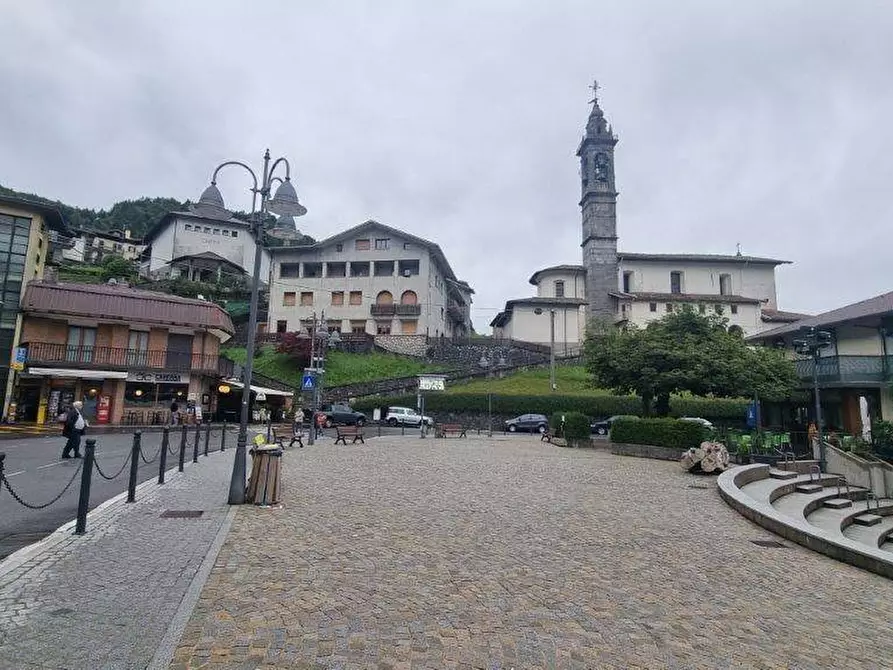 Immagine 4 di Appartamento in vendita  in VIA DRAGO a Oltre Il Colle