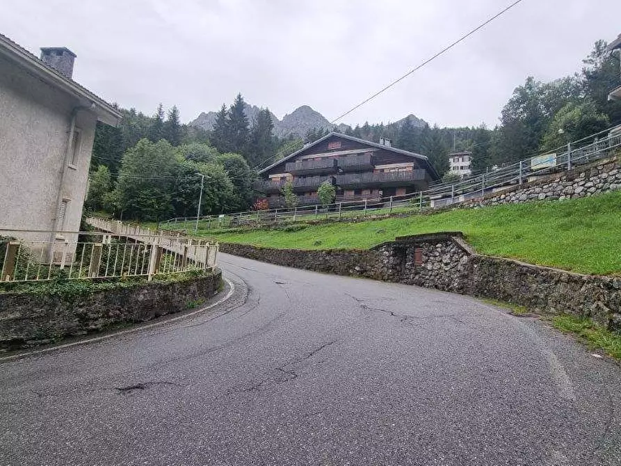 Immagine 9 di Appartamento in vendita  in VIA DRAGO a Oltre Il Colle