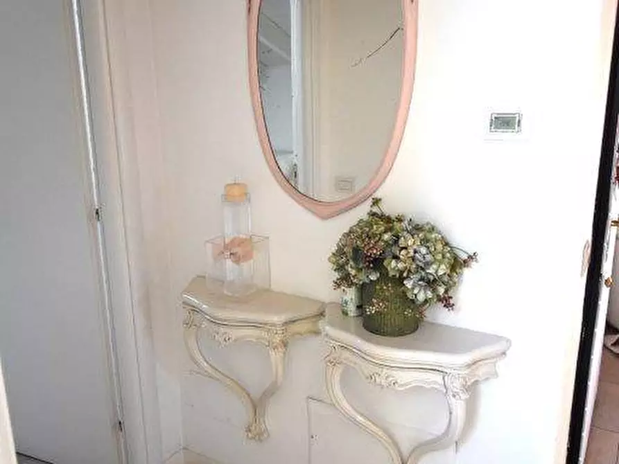 Immagine 10 di Appartamento in vendita  in VIA POGDORA 54 a Legnano