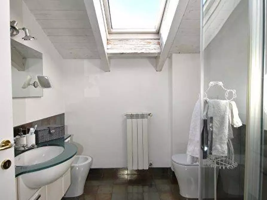 Immagine 5 di Appartamento in vendita  in VIA POGDORA 54 a Legnano