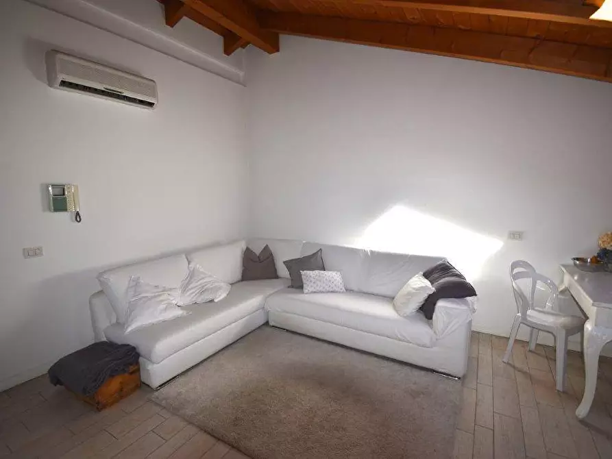 Immagine 4 di Appartamento in vendita  in VIA POGDORA 54 a Legnano