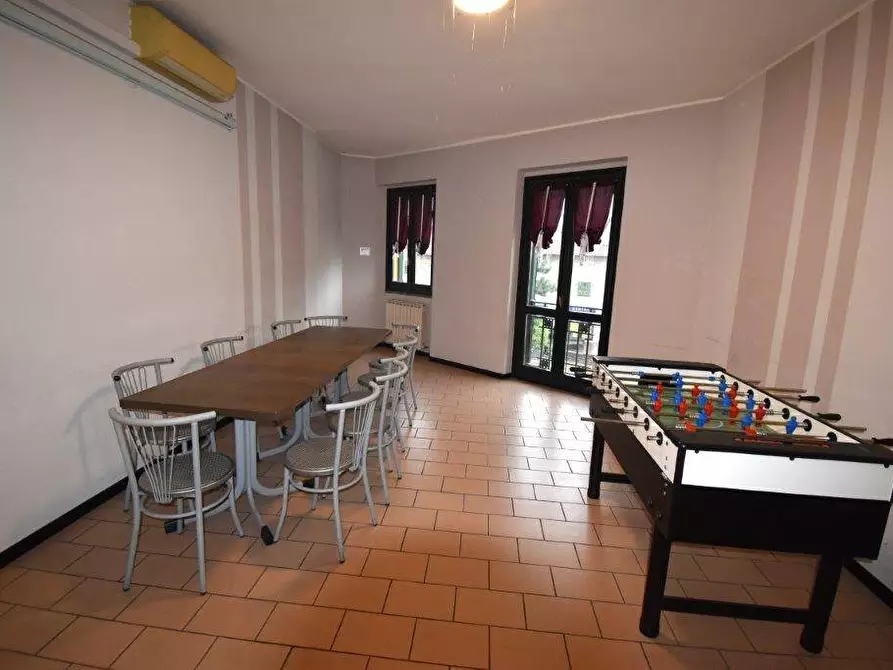 Immagine 6 di Attività commerciale in vendita  in piazza MAZZINI a Castano Primo