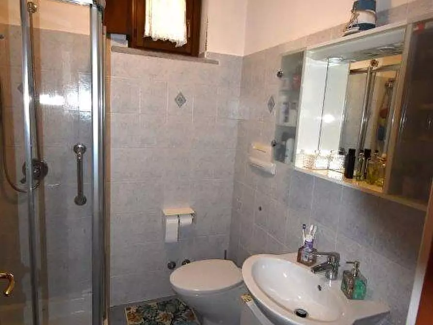 Immagine 19 di Appartamento in vendita  in via BOLZANO 11A a Gemonio