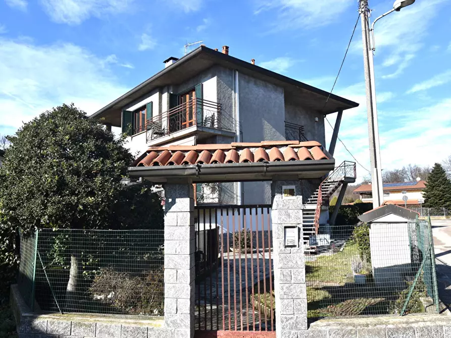 Immagine 4 di Casa indipendente in vendita  in VIA DIAZ 17 a Barasso