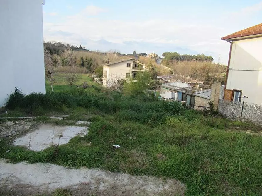 Immagine 5 di Terreno residenziale in vendita  in VIA GABRIELE D'ANNUNZIO a Cepagatti