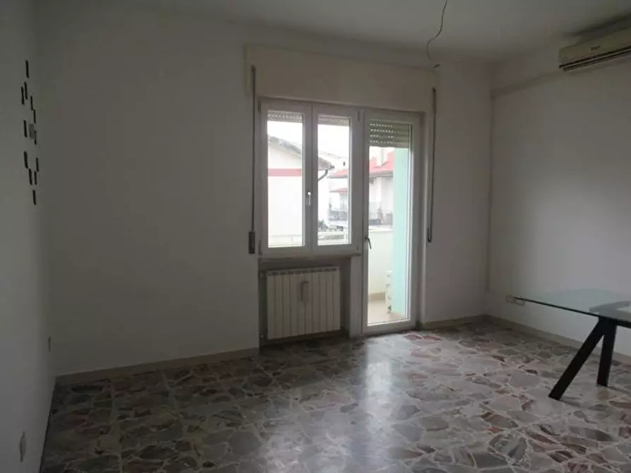 Immagine 4 di Appartamento in affitto  in via parigi a Spoltore