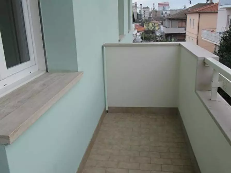 Immagine 7 di Appartamento in affitto  in via parigi a Spoltore